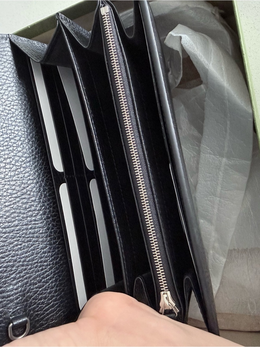 Gucci Black Leather Dionysus Chain Crossbody - Picture 3 of 5